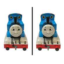 Load image into Gallery viewer, Thomas the Tank Engine - Thomas with Annie and Clarabel Train Set (OO Gauge)
