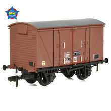 Load image into Gallery viewer, Bachmann Branchline - 38-874 - BR 12T &#39;Vanwide&#39; Ventilated Van BR Bauxite - Era 7
