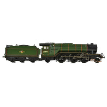 Load image into Gallery viewer, Bachmann 35-202 LNER V2 St Peter&#39;s School - BR Lined Green
