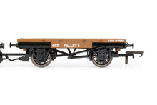 Load image into Gallery viewer, Hornby GCR(N) Ruston &amp; Hornsby 48DS 0-4-0 No1 &#39;Qwag&#39; R30012
